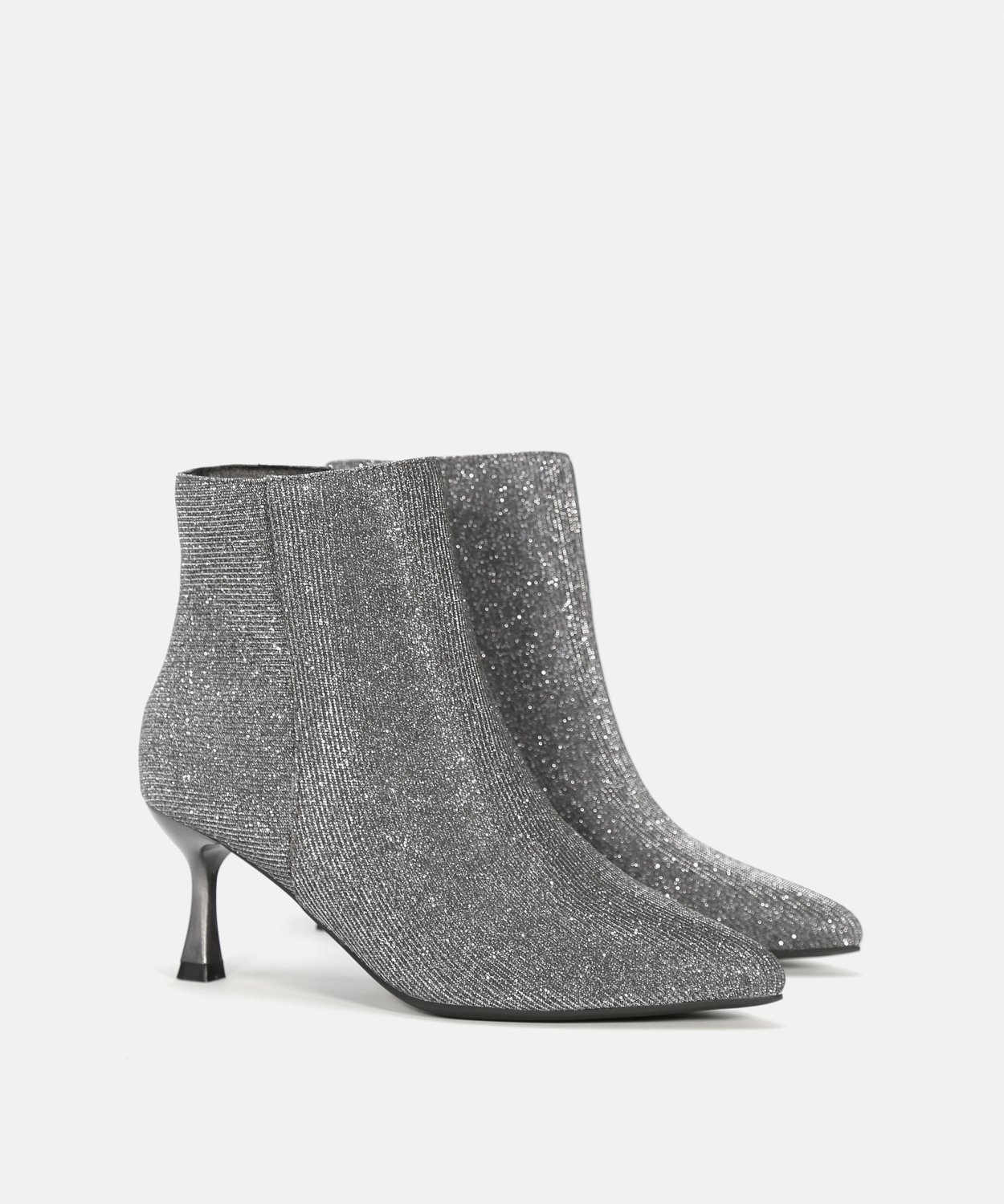 Botines tacón fino brillo image number null